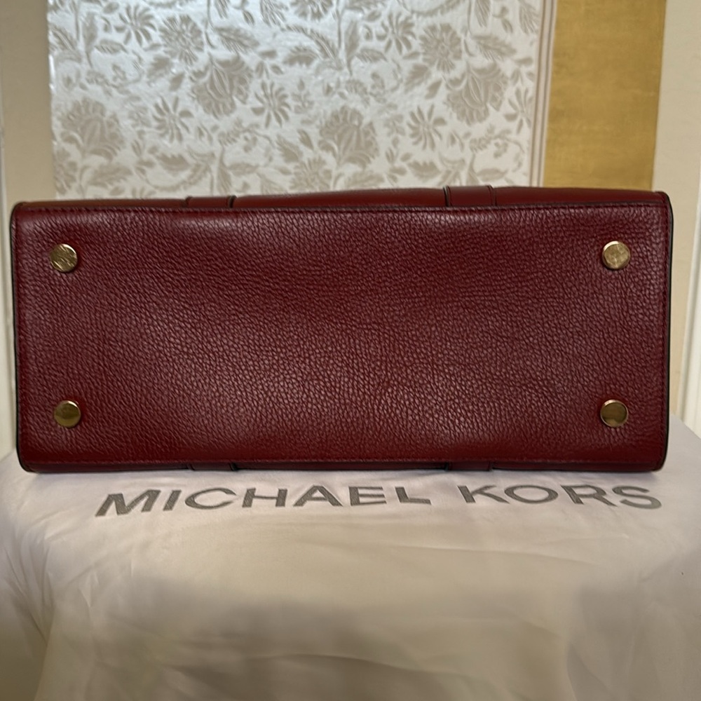#149. Michael Kors Nouveau Hamilton - Picture 3 of 5